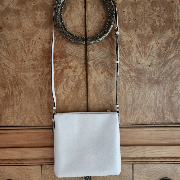 Coach File Crossbody Bag Medium Size in Chalk with Gold Hardware - Picture 5 of 11